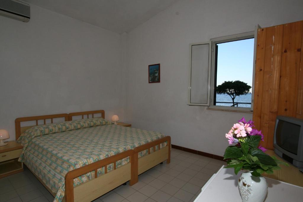 Hotel Club Poseidon Stalettì Cameră foto